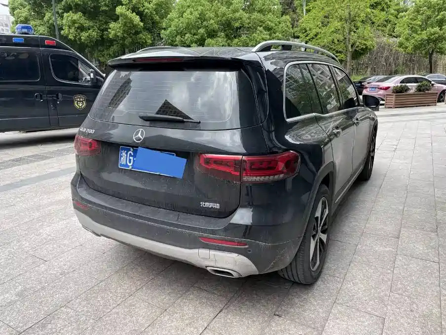 MERCEDES BENZ GLB 2022
