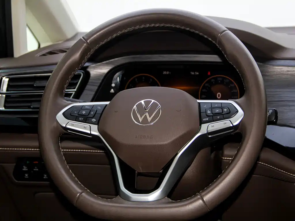 VOLKSWAGEN VILORAN 2023