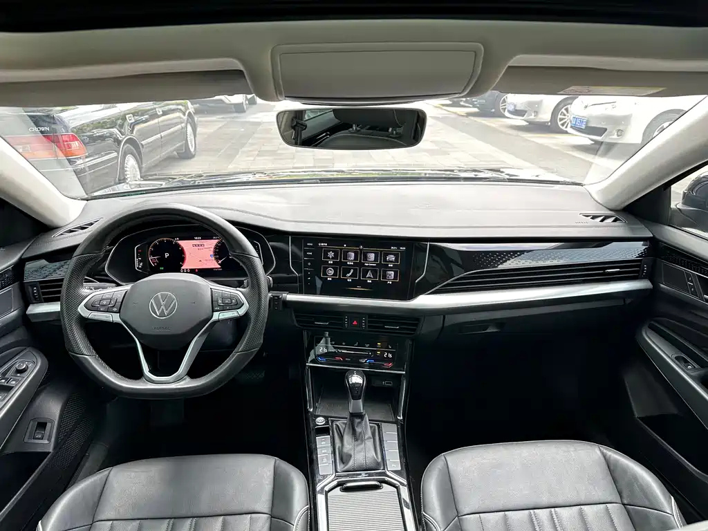 VOLKSWAGEN PASSAT 2021