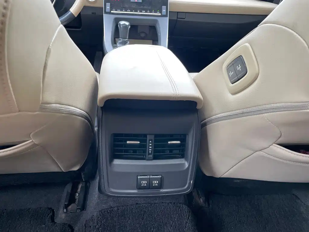 TOYOTA AVALON 2020