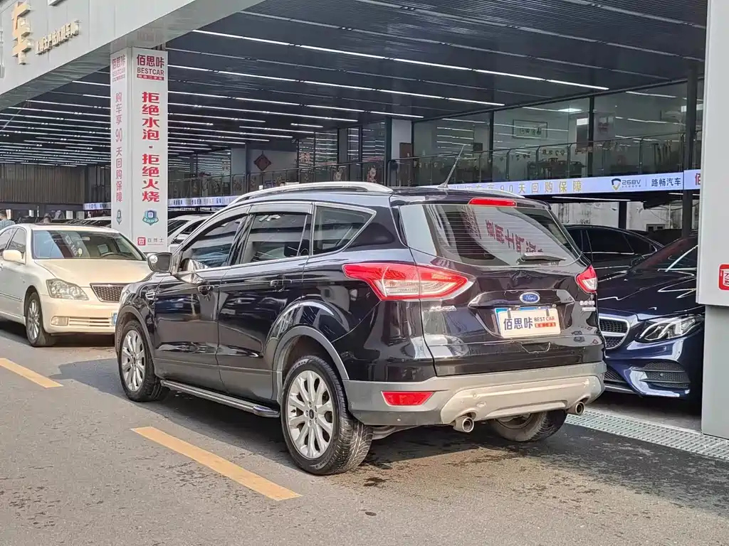 FORD ESCAPE 2016