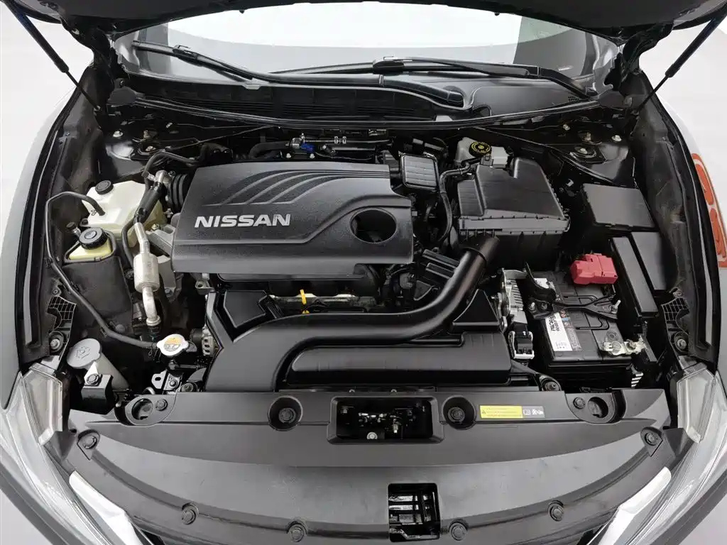 NISSAN TEANA 2018