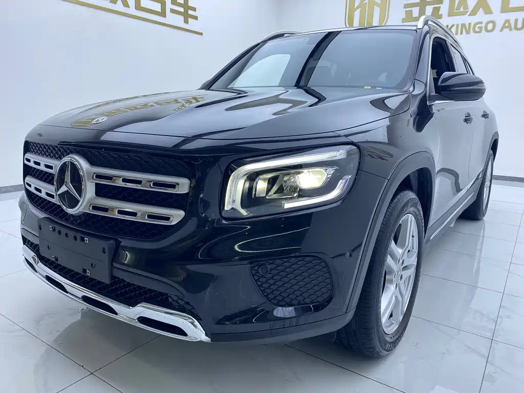 MERCEDES BENZ GLB 2023