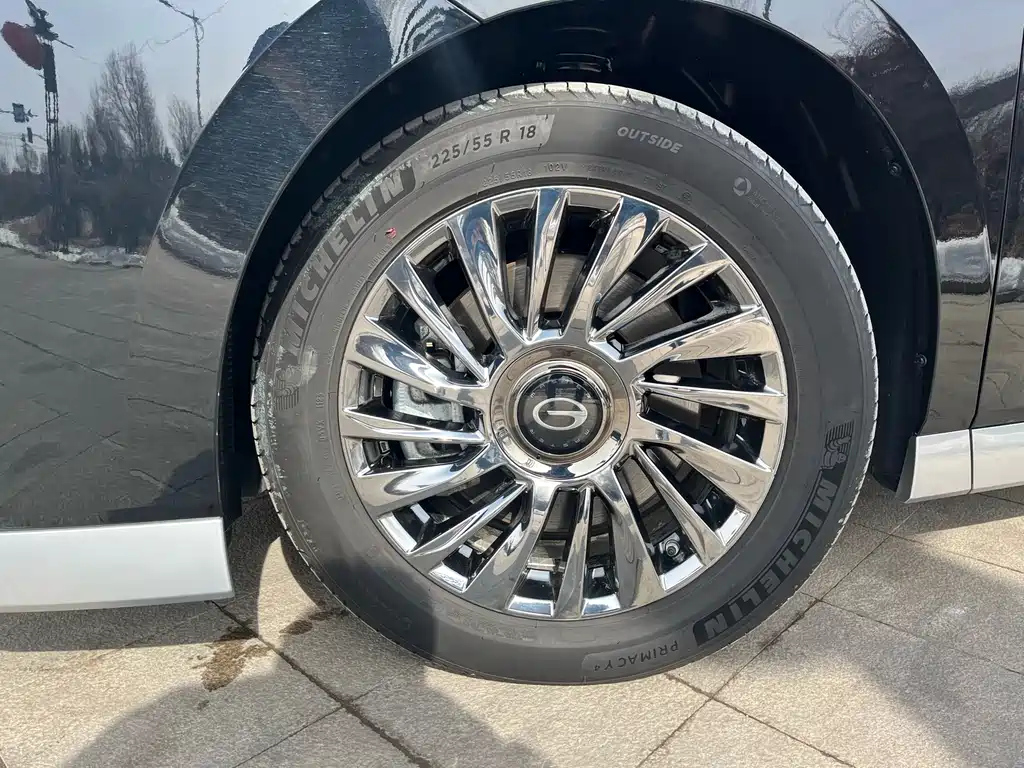 TRUMPCHI M8 2023
