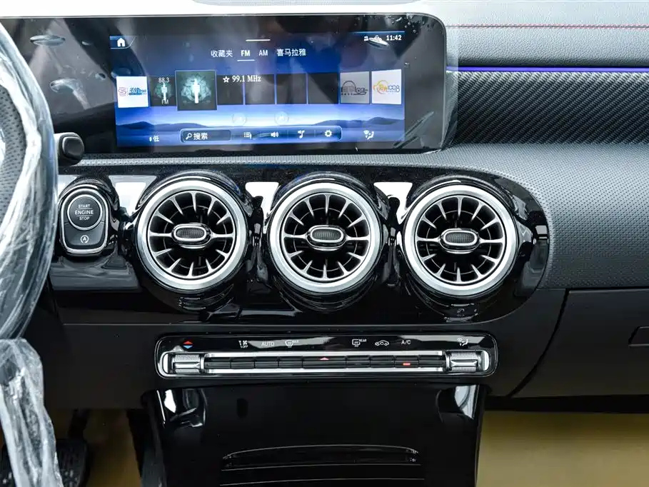 MERCEDES BENZ A-CLASS 2024