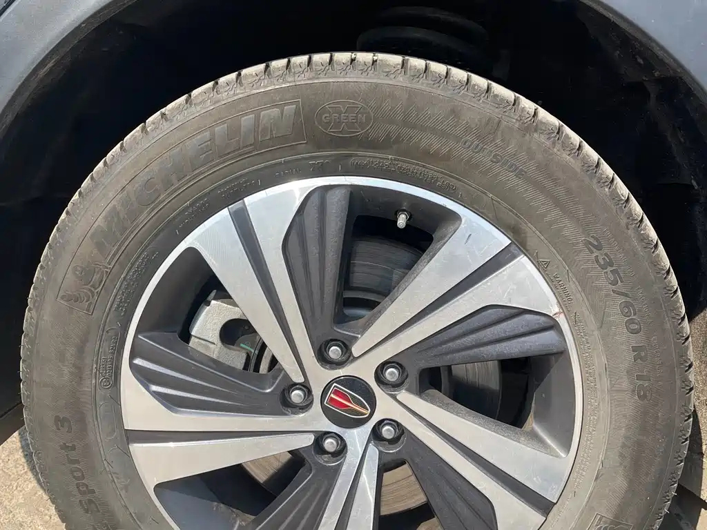HONGQI HS5 2021