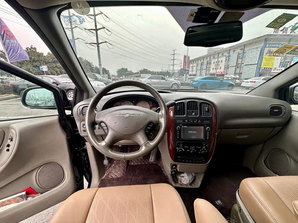 CHRYSLER OTHER 2012