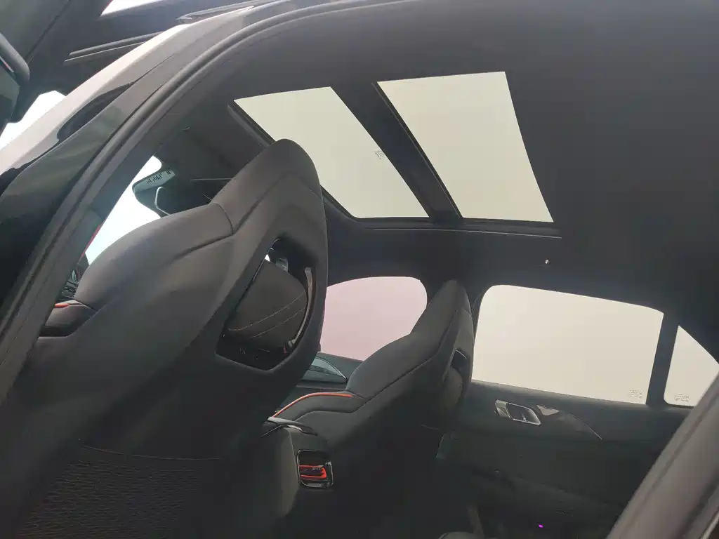 LYNK&CO 02 HATCHBACK 2021