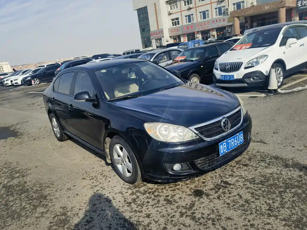 VOLKSWAGEN LAVIDA 2013