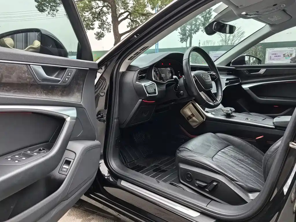 AUDI A6L 2022