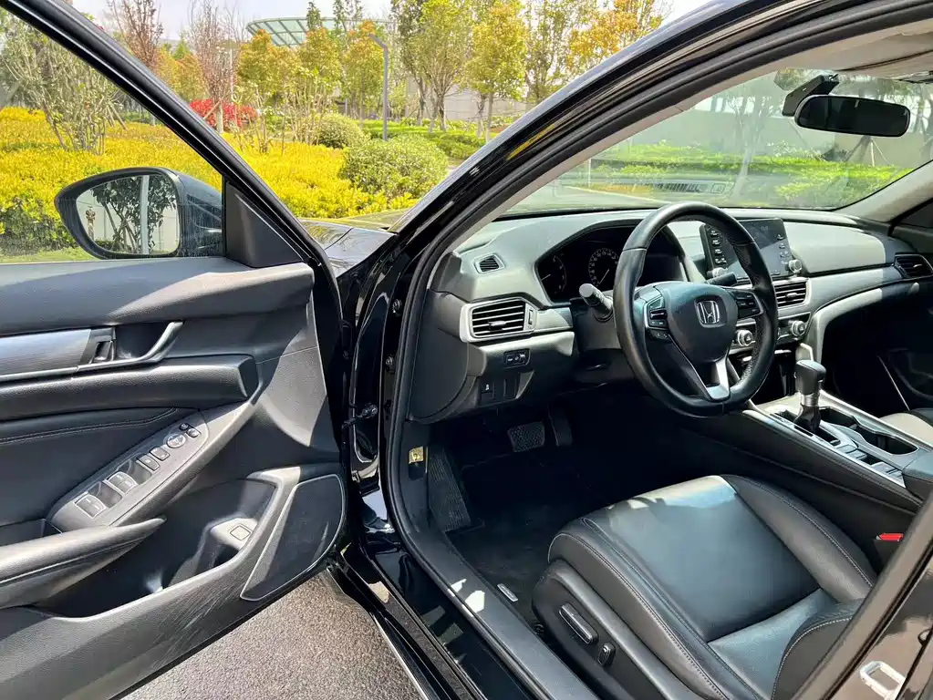 HONDA ACCORD 2021