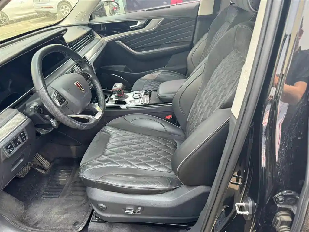 HONGQI HS5 2020