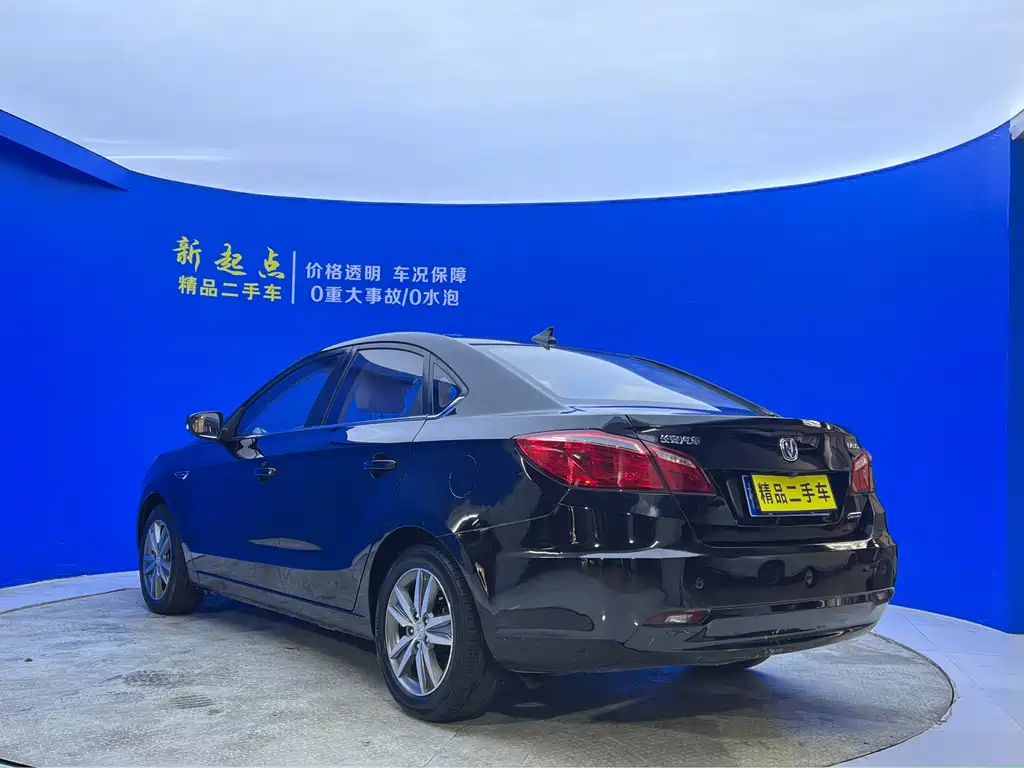 CHANGAN EADO 2015