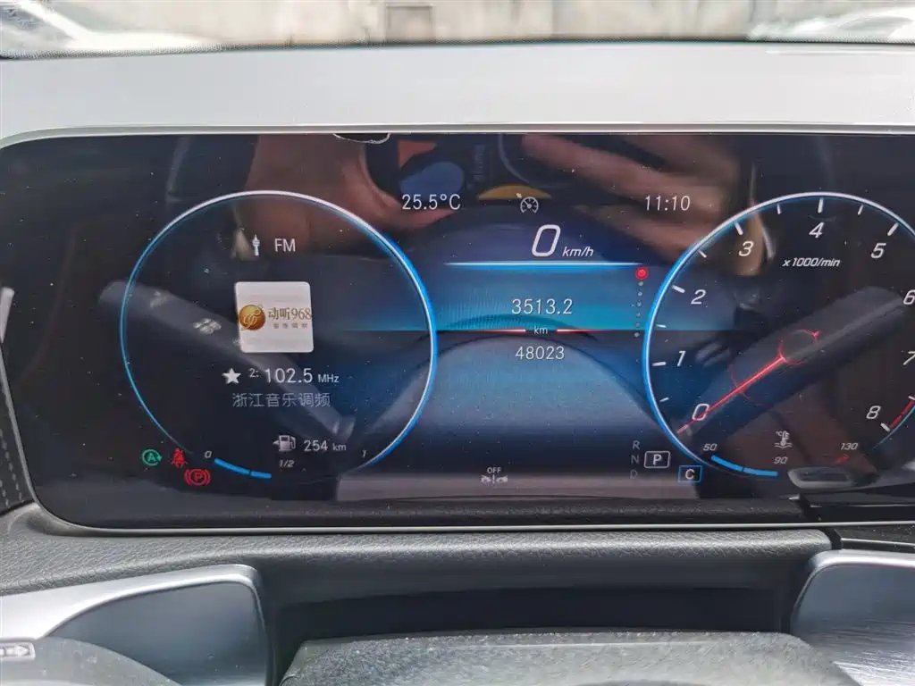 MERCEDES BENZ GLB 2020