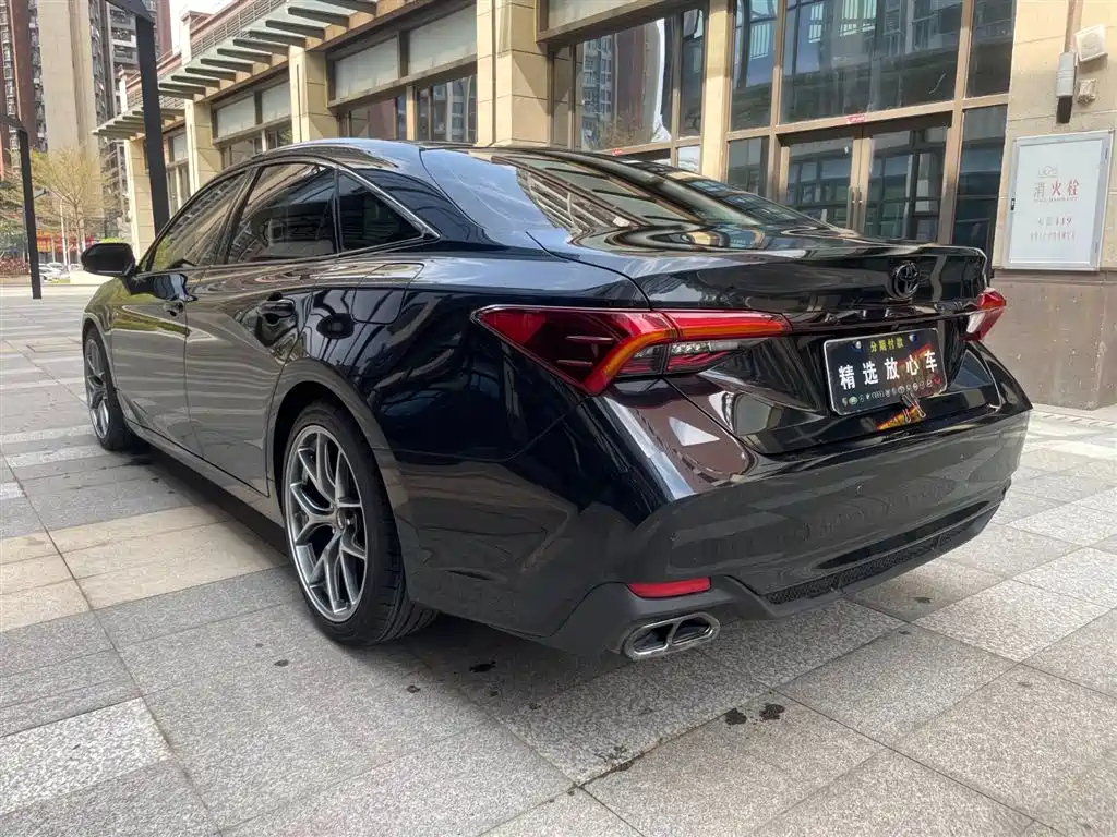 TOYOTA AVALON 2022