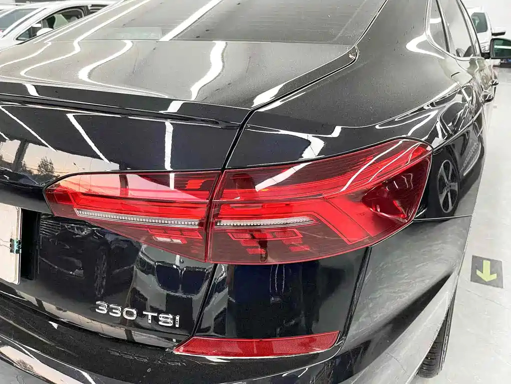 VOLKSWAGEN PASSAT 2021