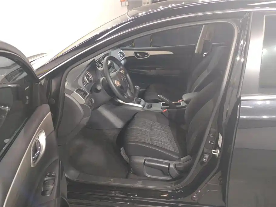 NISSAN SYLPHY 2021
