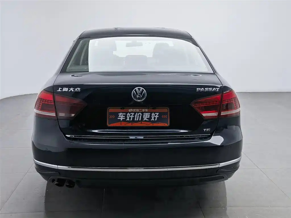 VOLKSWAGEN PASSAT 2015