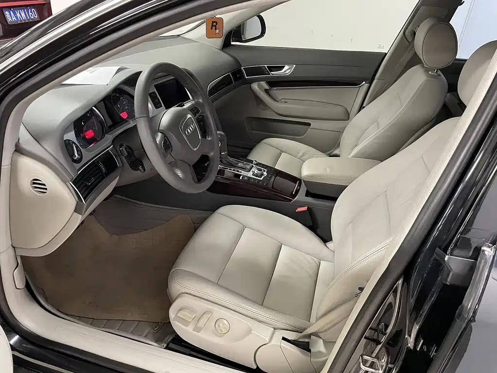 AUDI A6L 2010