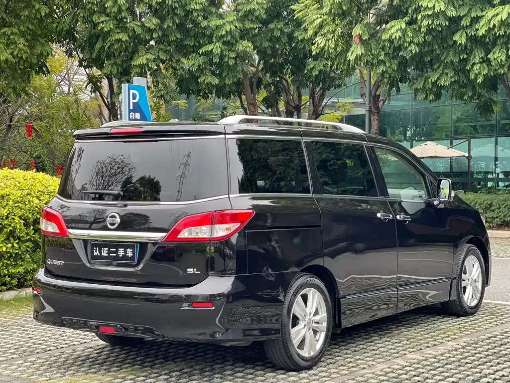 NISSAN QUEST 2014