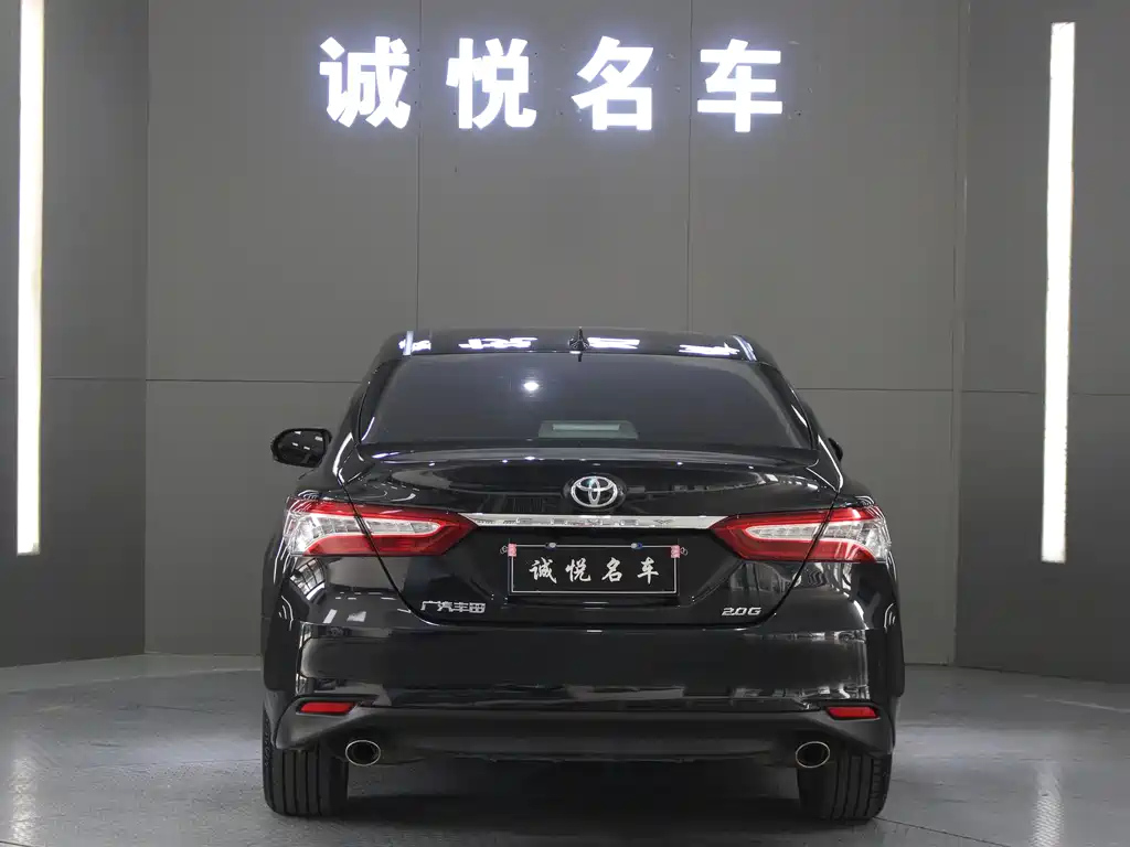 TOYOTA CAMRY 2021