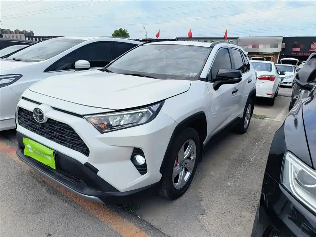 TOYOTA RAV4 RONGFANG 2020