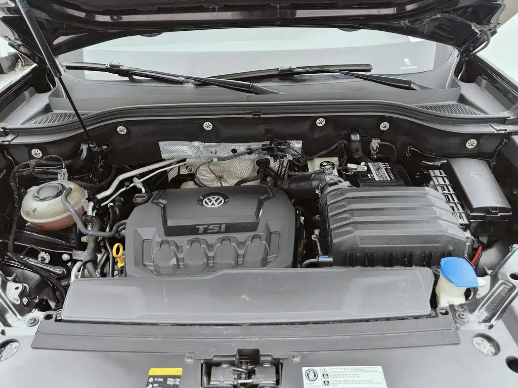 VOLKSWAGEN TOURAN 2020