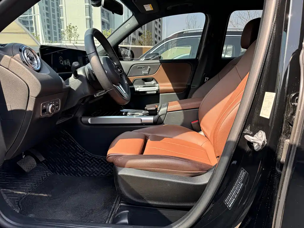 MERCEDES BENZ GLB 2022