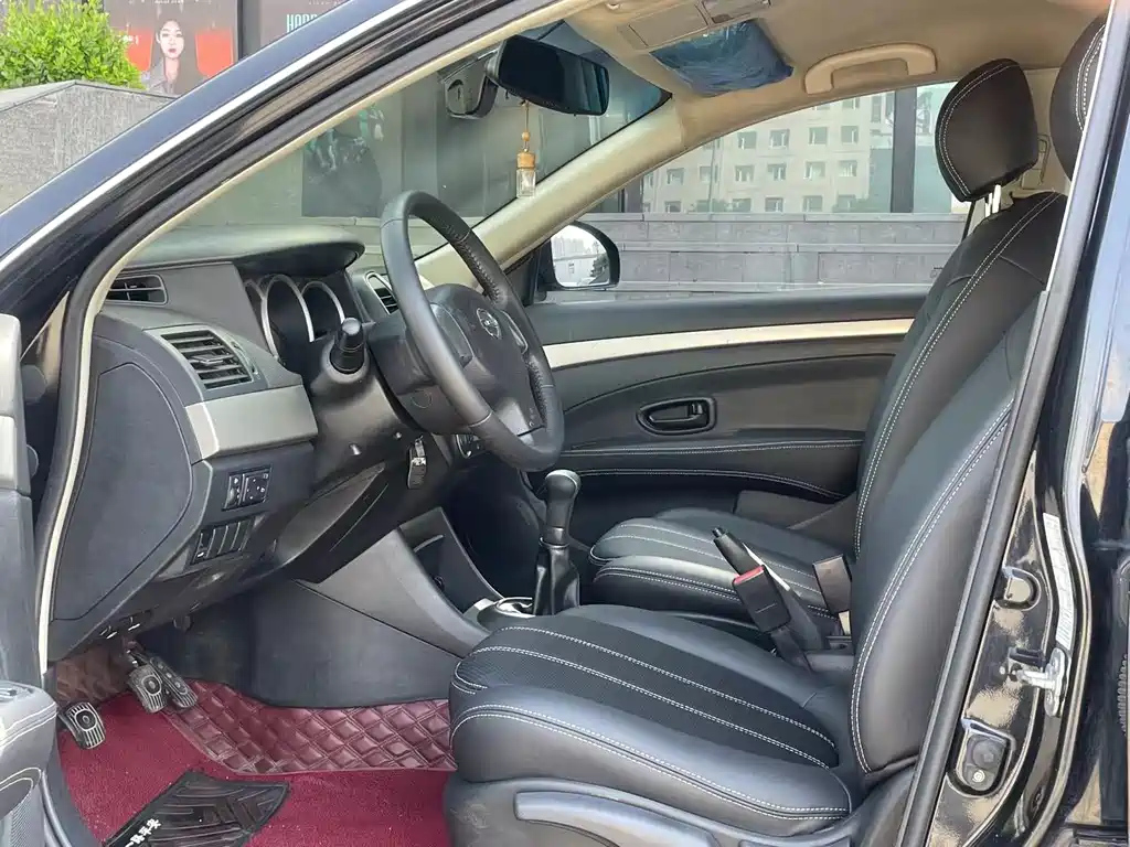 NISSAN SYLPHY 2016