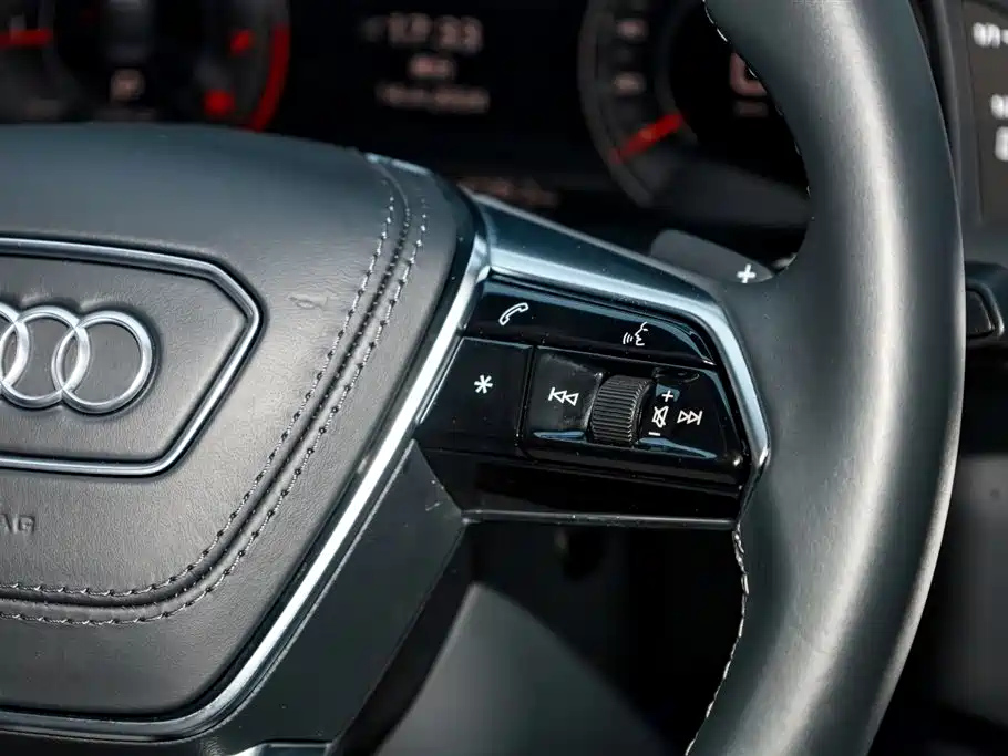 AUDI A6L 2023