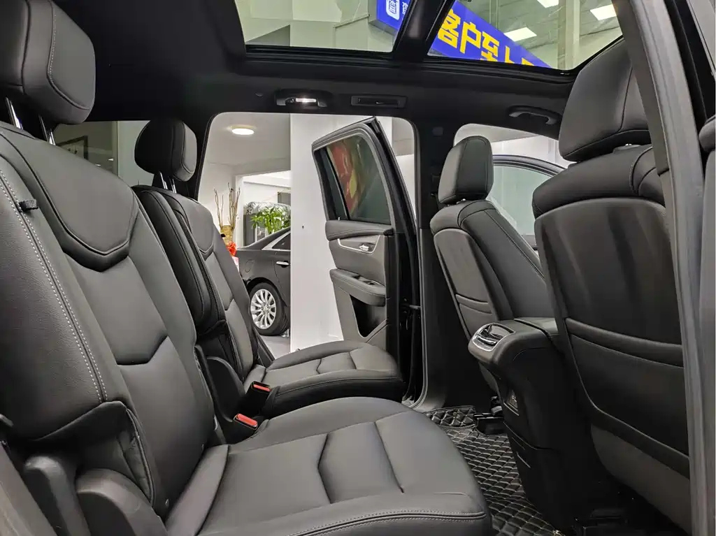 CADILLAC XT6 2020