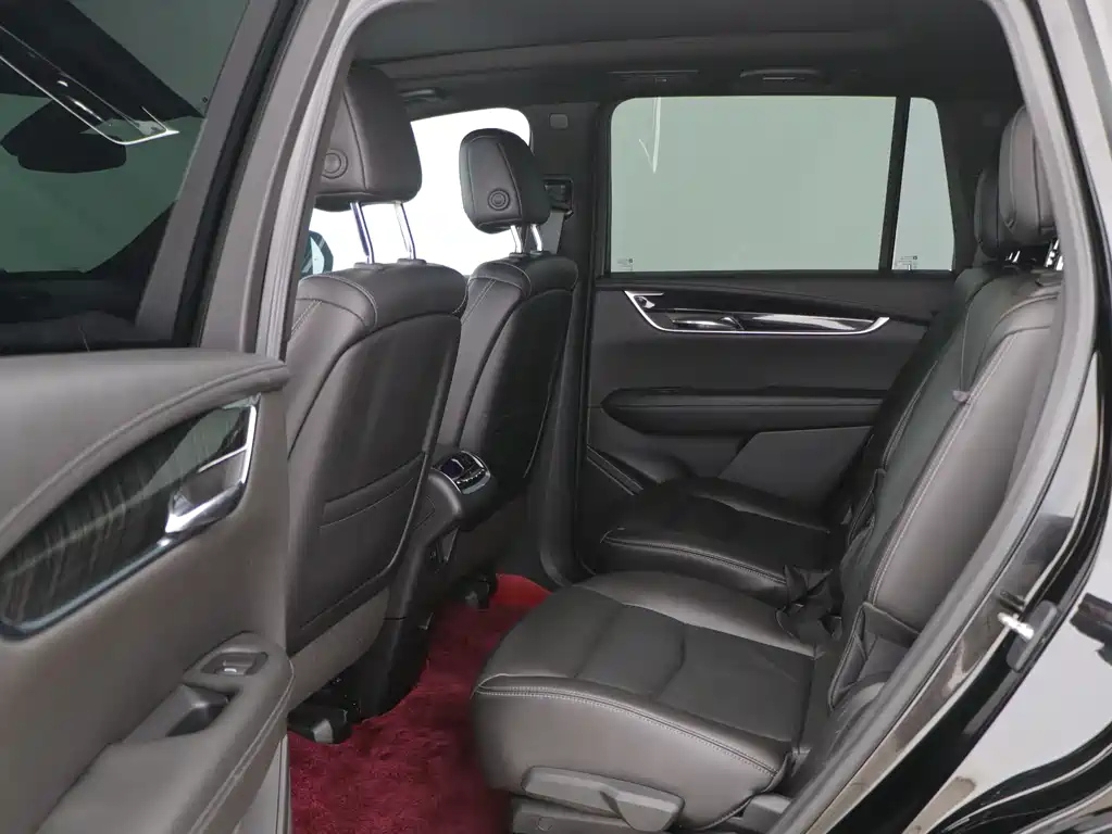 CADILLAC XT6 2021