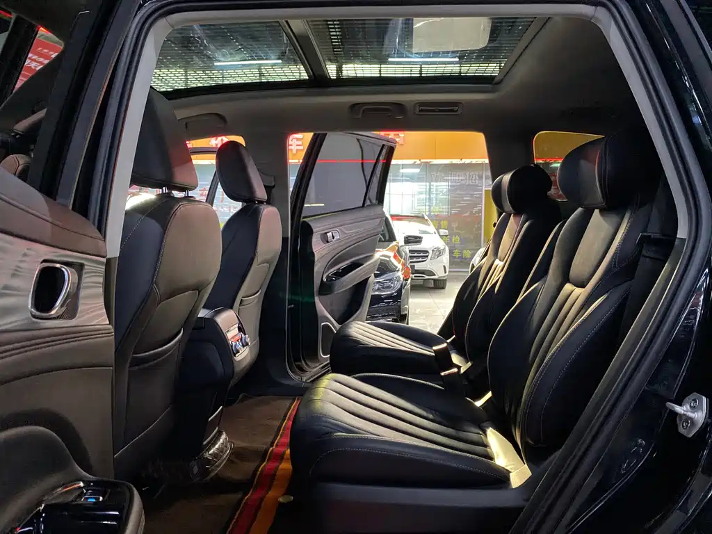 FORD EQUATOR 2022