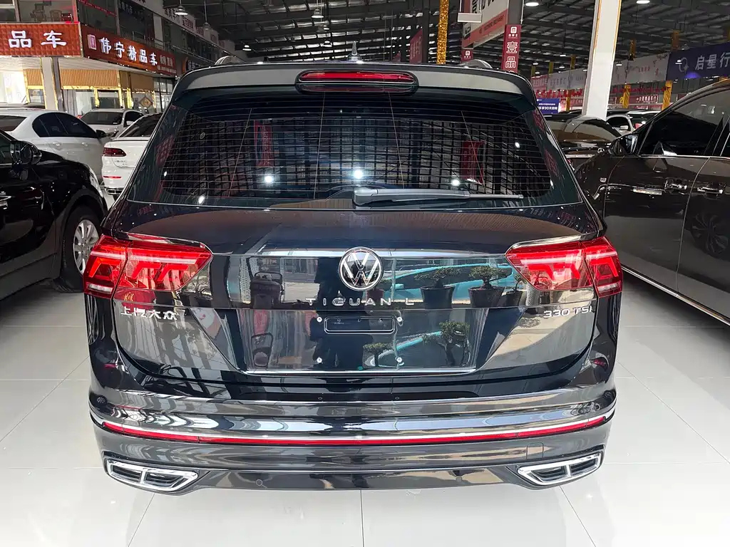 VOLKSWAGEN TIGUAN L 2022