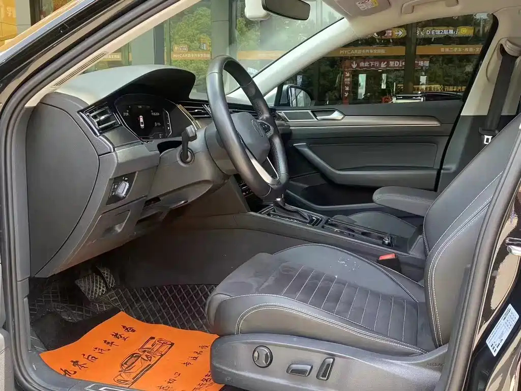 VOLKSWAGEN MAGOTAN 2022