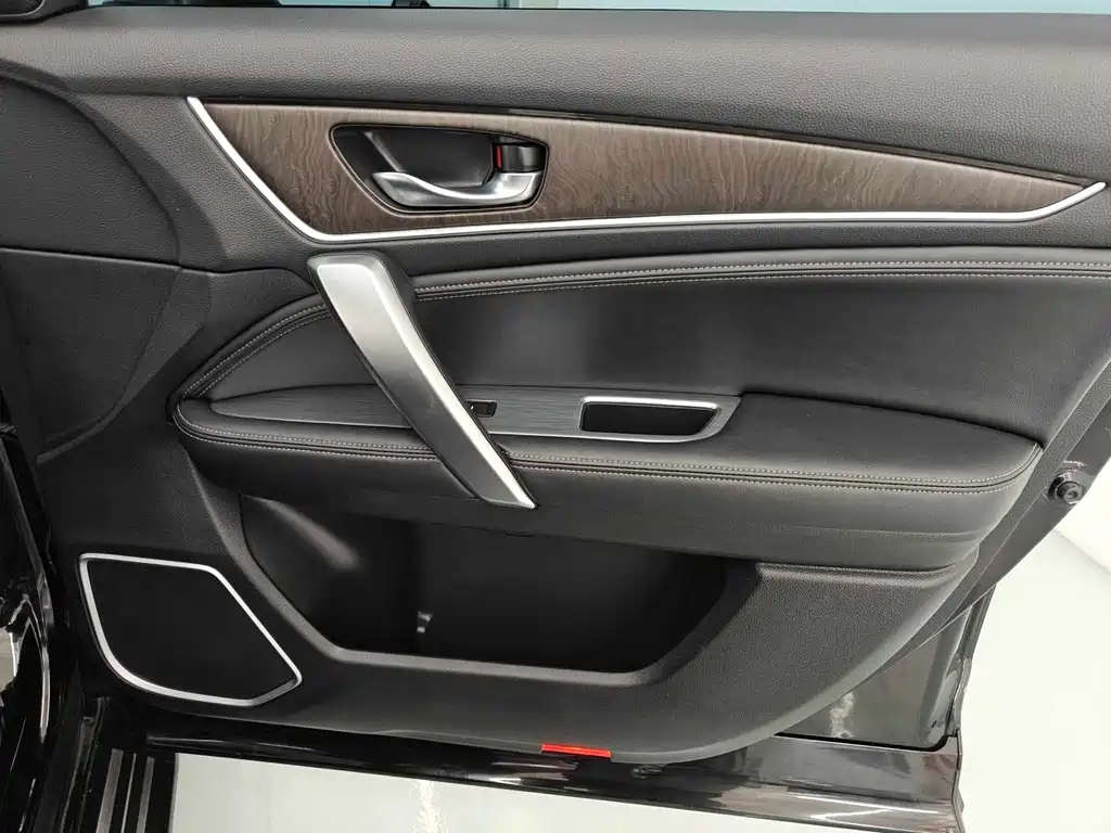 HONDA AVANCIER 2020