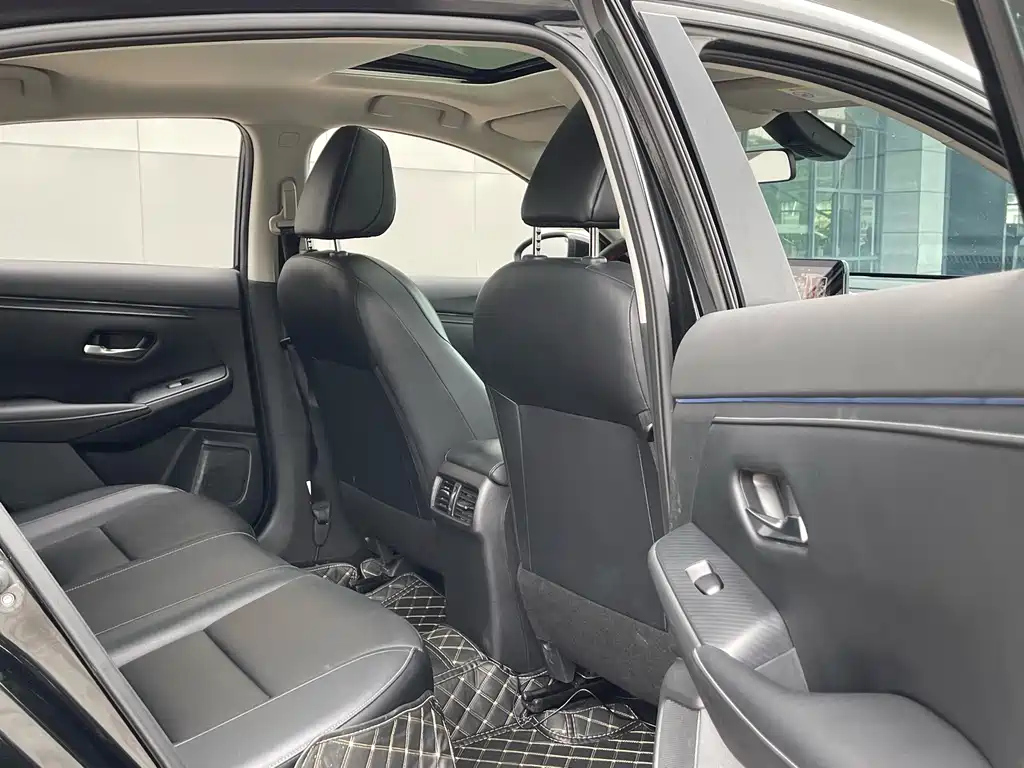 NISSAN SYLPHY 2021