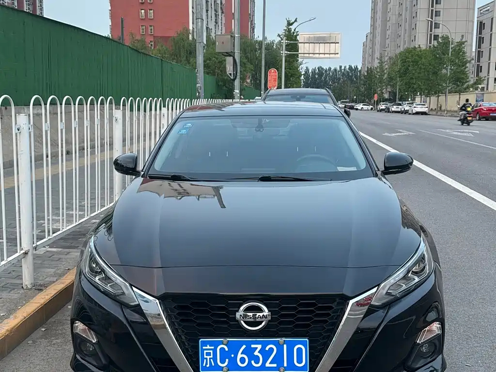 NISSAN TEANA 2019