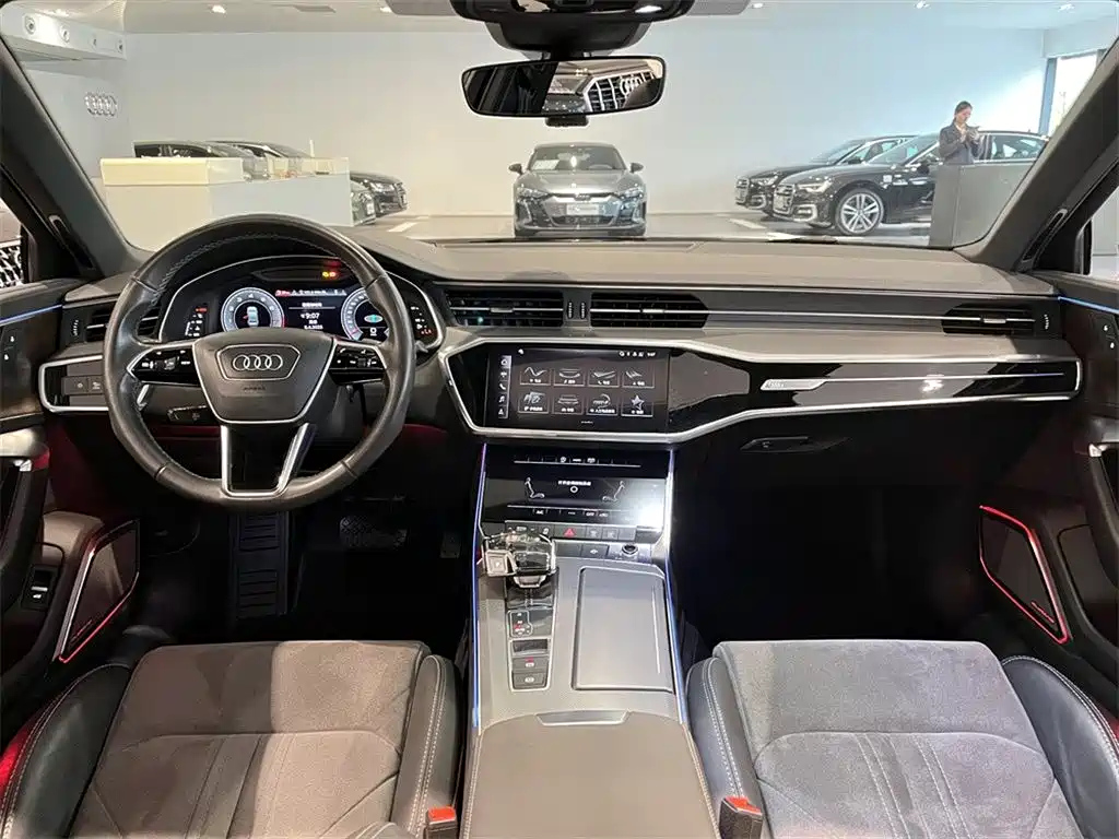 AUDI A6L 2021
