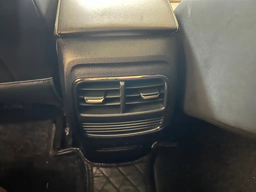ROEWE RX5 2021