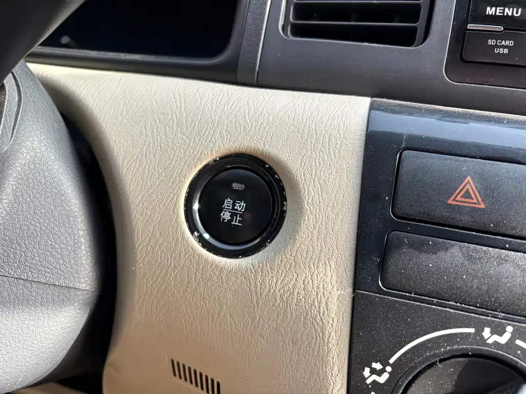 BYD F3 2013