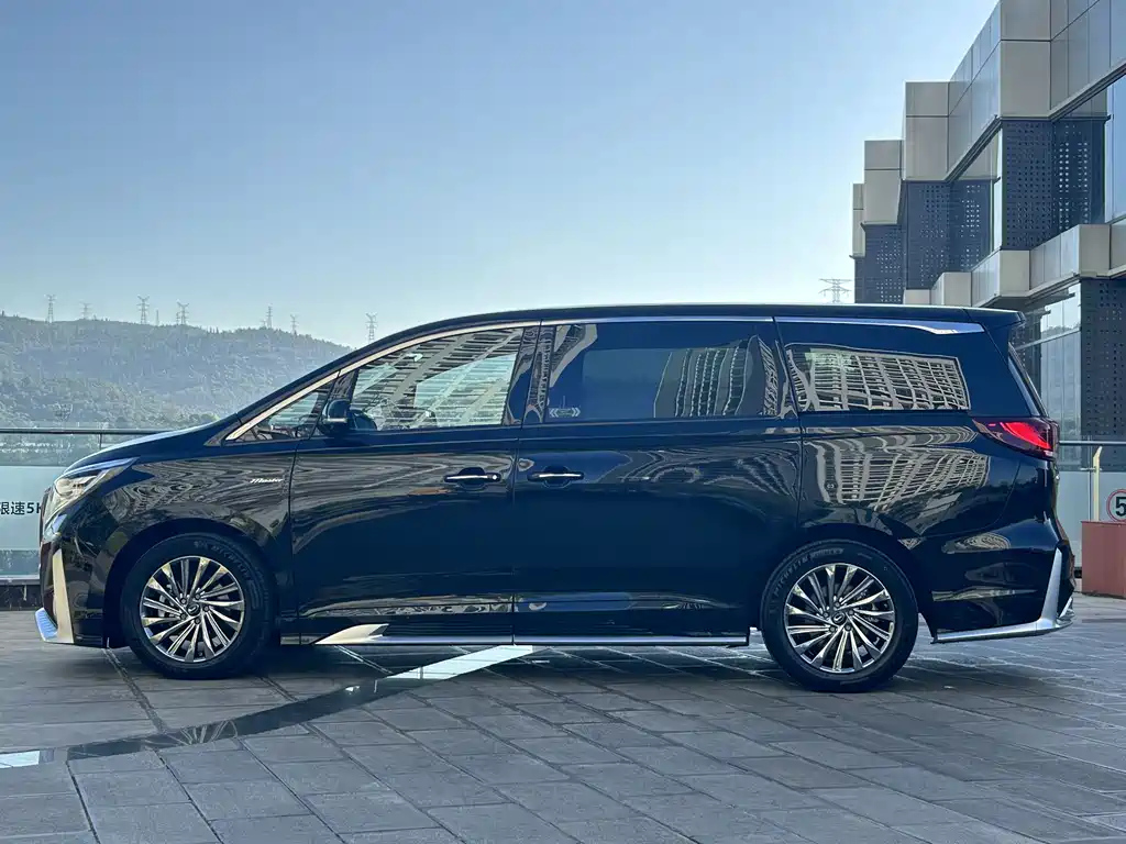 TRUMPCHI M8 2021