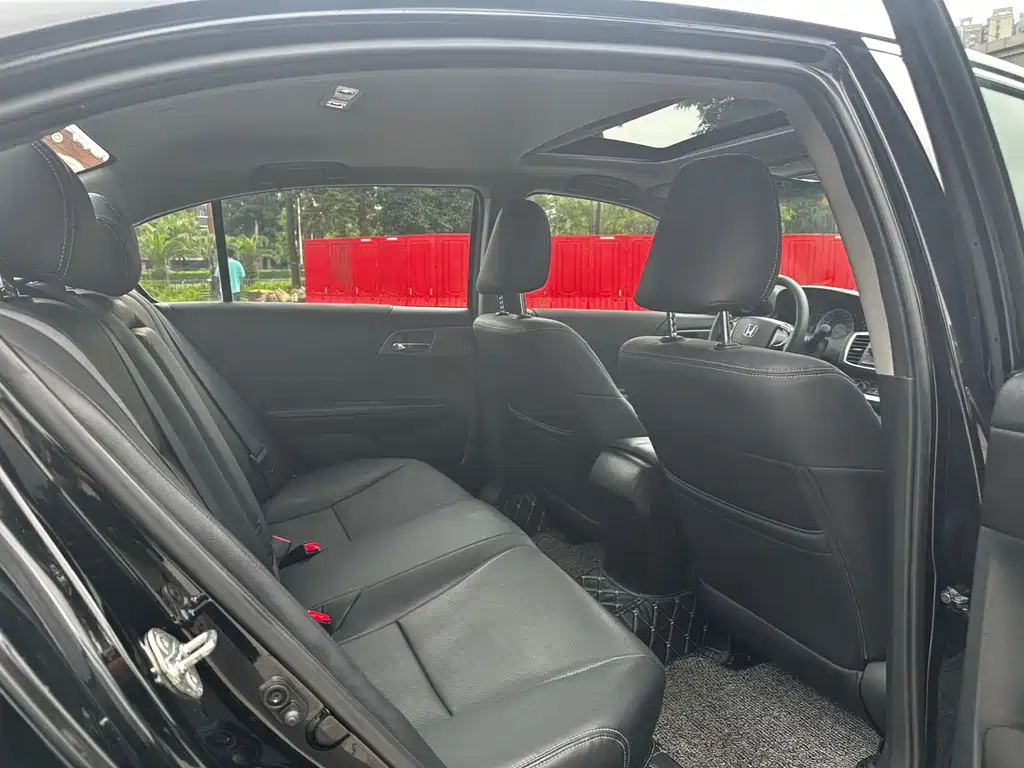 HONDA ACCORD 2015