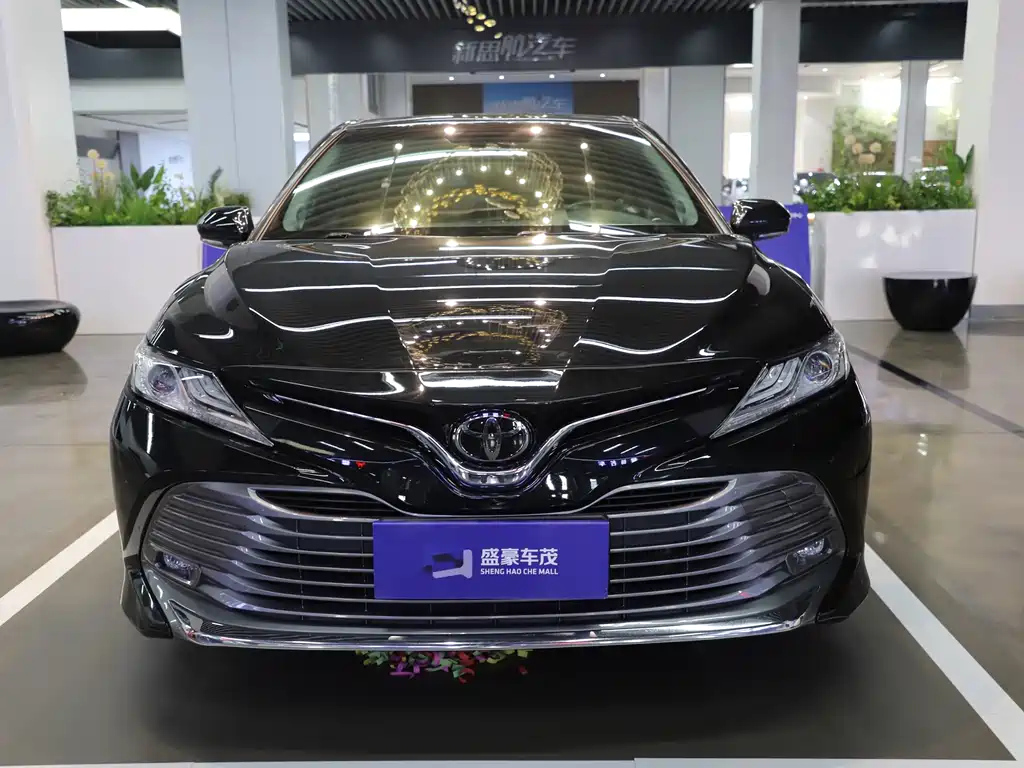 TOYOTA CAMRY 2018
