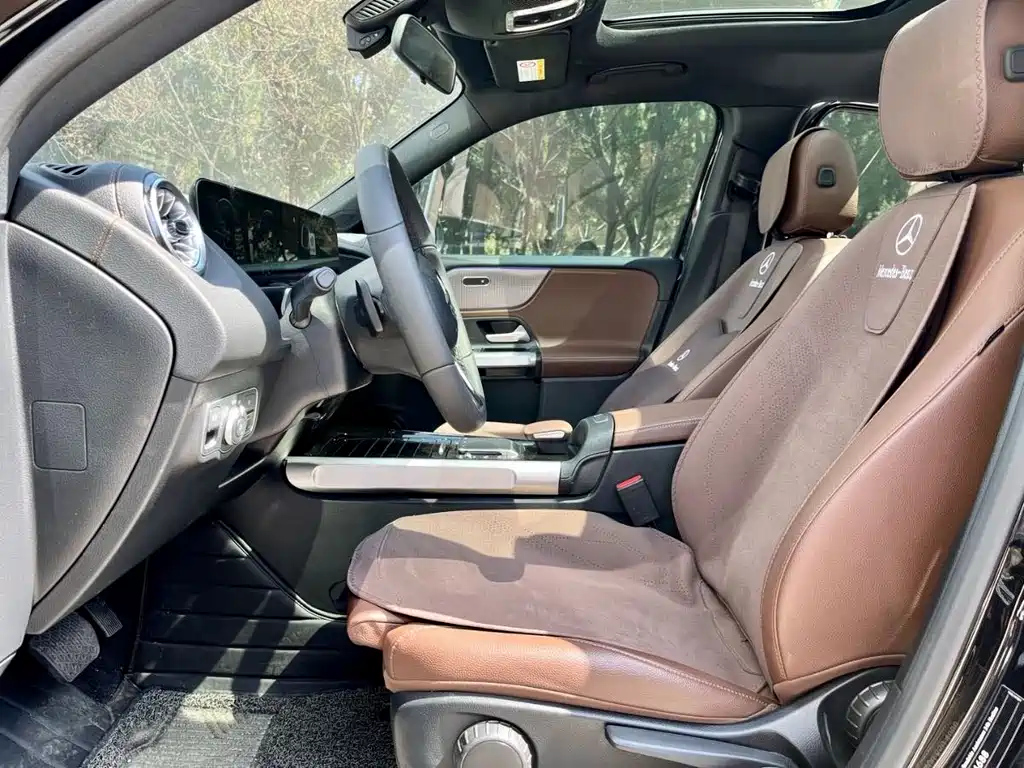 MERCEDES BENZ GLB 2022