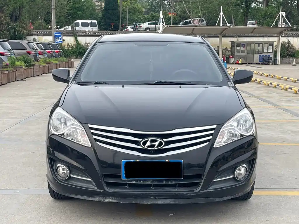 HYUNDAI CELESTA 2014