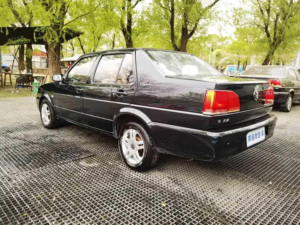 VOLKSWAGEN JETTA 2012
