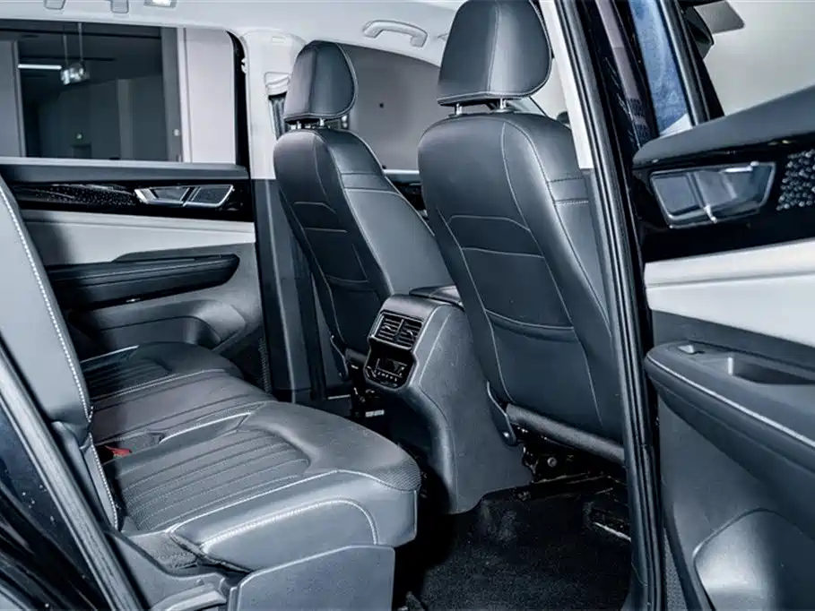 VOLKSWAGEN TOURAN 2022