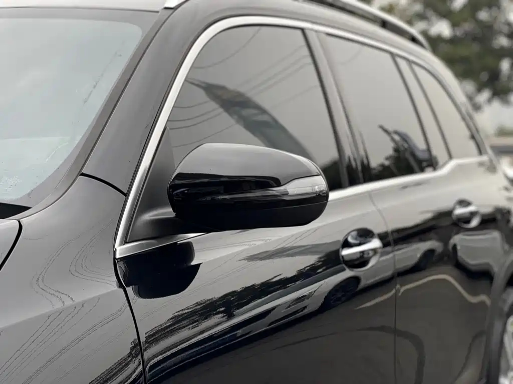 MERCEDES BENZ GLB 2022