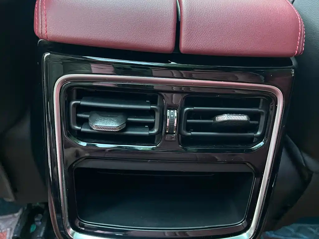 JETOUR X70 PLUS 2021